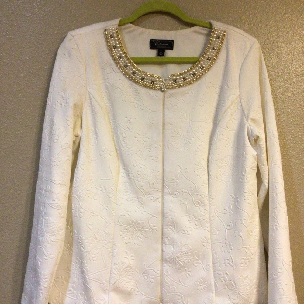 Collection Dress Barn Eloquent XL Cream Jacket with Beaded & Metal Collar